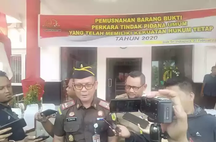 Barang Bukti Bernilai Ratusan Juta Rupiah Dimusnahkan Kejari Siak dari 114 Perkara