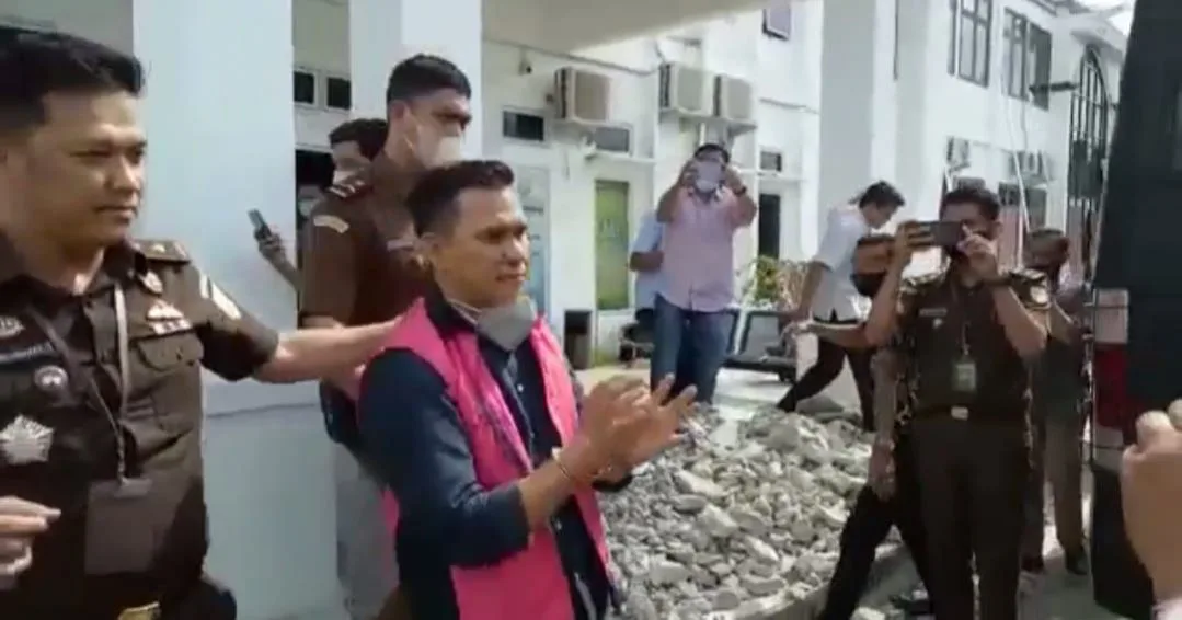 Diduga Korupsi Kepala Dinas ESDM Provinsi Riau Ditahan Jaksa