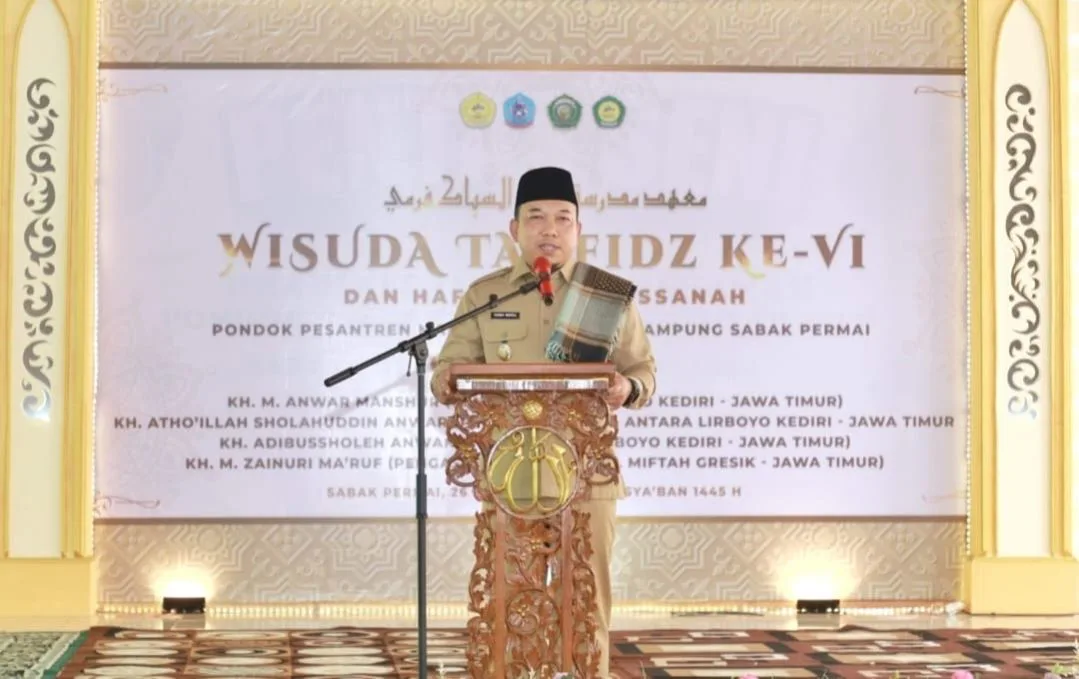 Hafiz 30 Juz, 8 Santri Dapat Bonus dari Wabup Husni