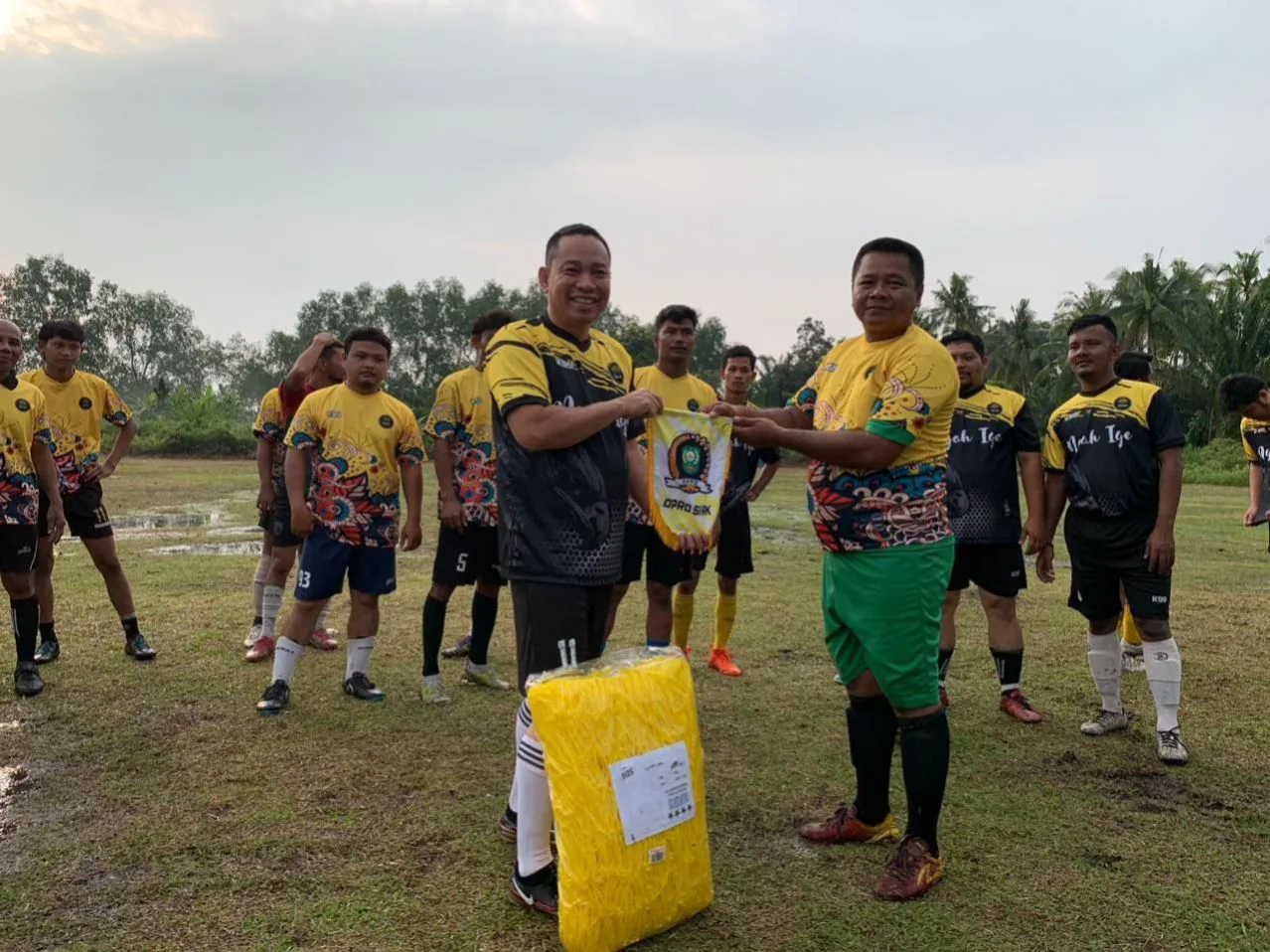 Melalui Sepak Bola Menjaring Aspirasi Masyarakat