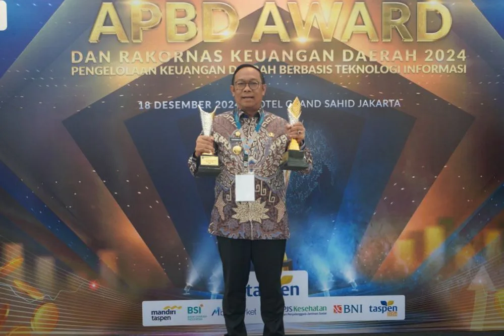 Pemprov Riau Sabet Dua Penghargaan Pada APBD Award 2024, Ini Kategorinya