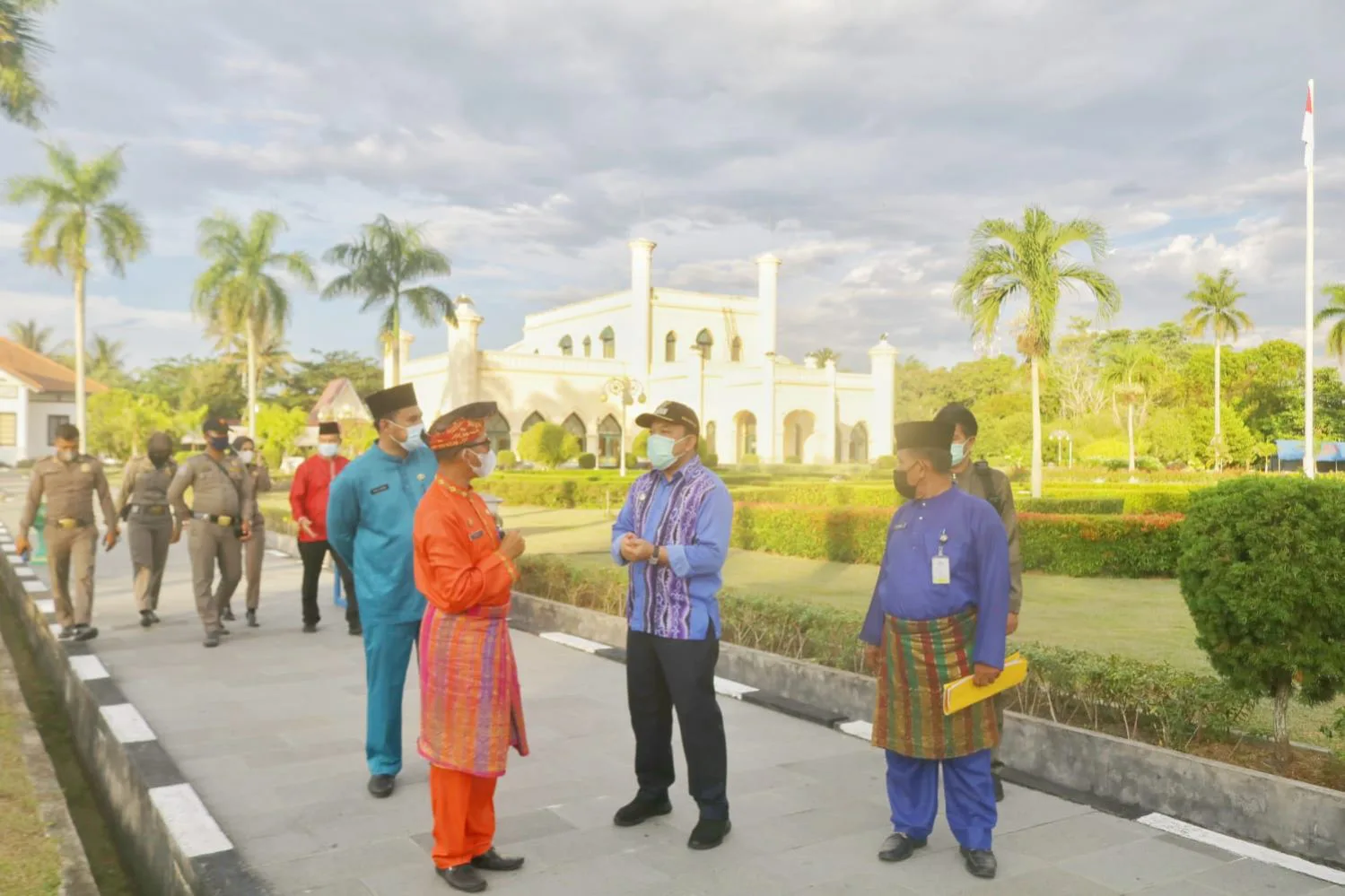 Sejak Dibuka Istana Siak Ramai Dikunjungi Wisatawan