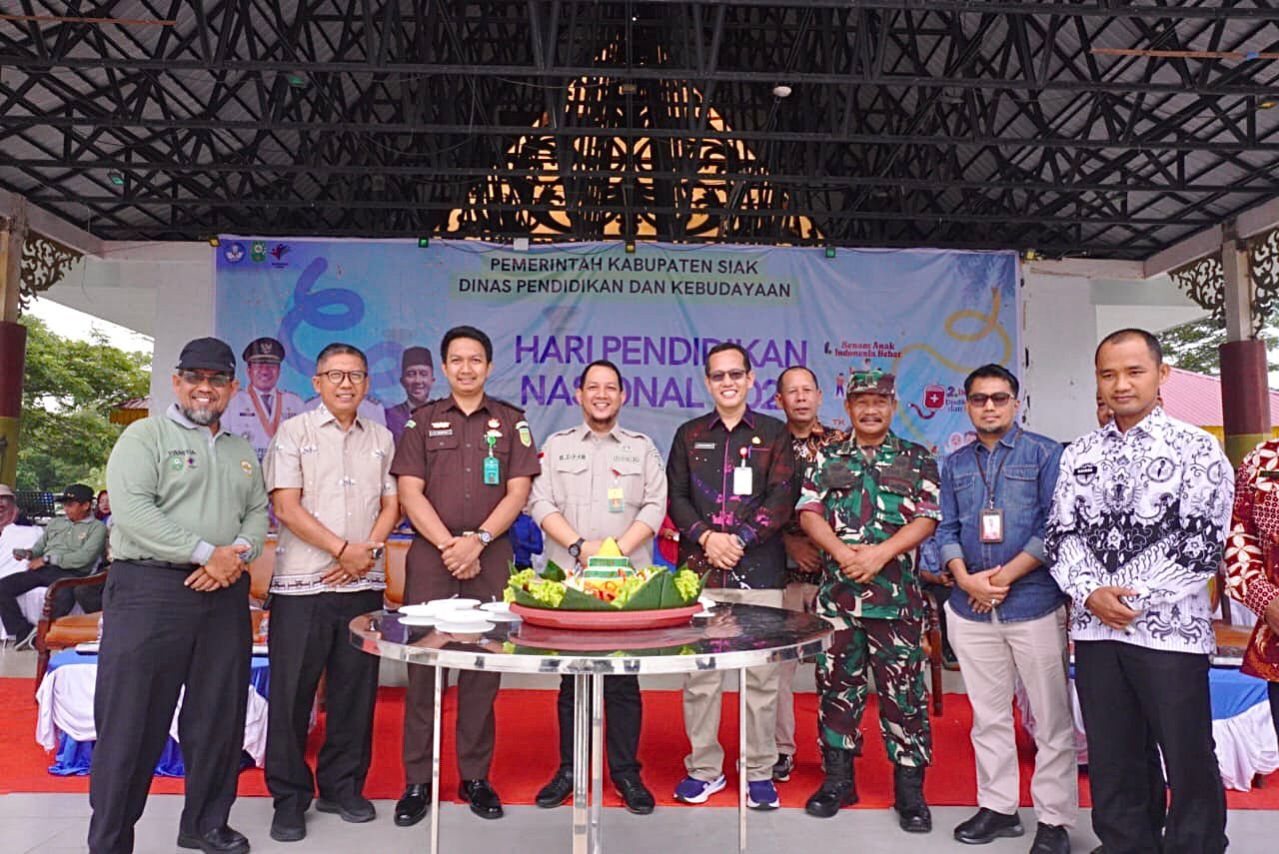 Peringati Hardiknas, Disdikbud Siak Gelar Beragam Lomba Mengasah Kreativitas, Inovasi dan Kekompakan Pelajar