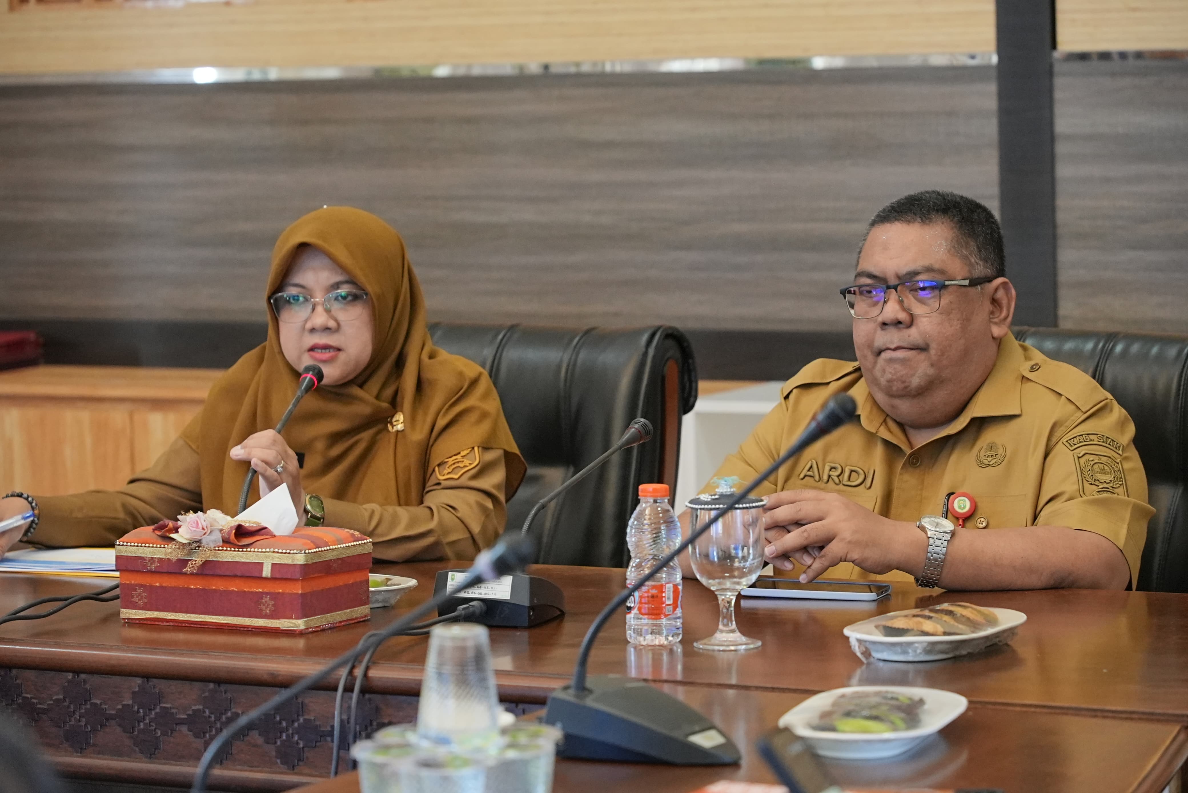 Sinergi Pemkab Siak dan Dunia Usaha, 30 Km Jalan Kabupaten Diperbaiki Melalui Program CSR