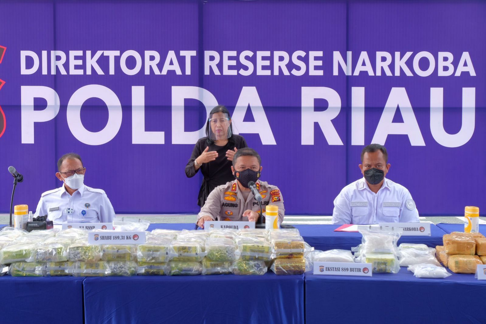 Tim Polda Riau Gulung 7 Pelaku dan Amankan 87 Kg Sabu, Kapolda Ingatkan Masyarakat Tak Tergiur Bujuk Rayu Sindikat